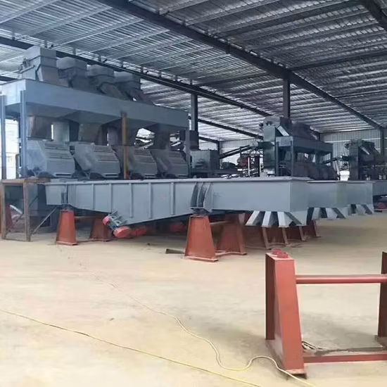 Multi Layer Screening Equipment Banana Vibrating Screen Linear Thick Screen Large Mine Vibrating Screen Coal Banana Screen